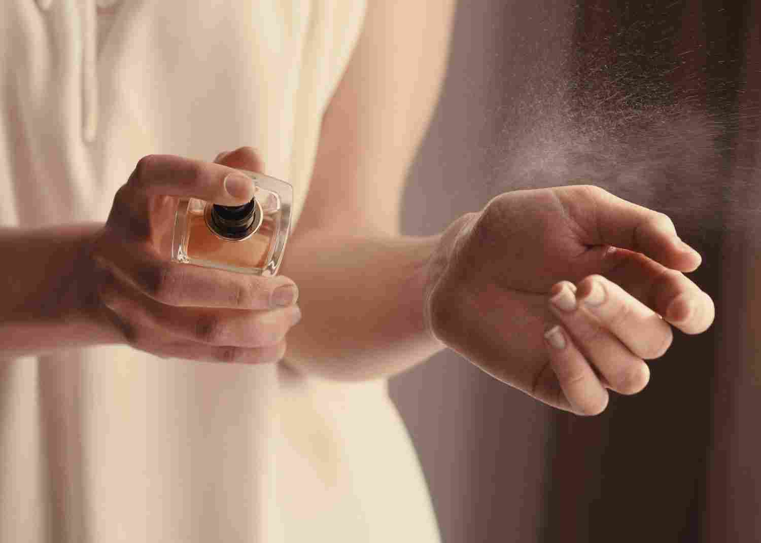 Body Sprays vs. Perfumes: What’s the Difference?