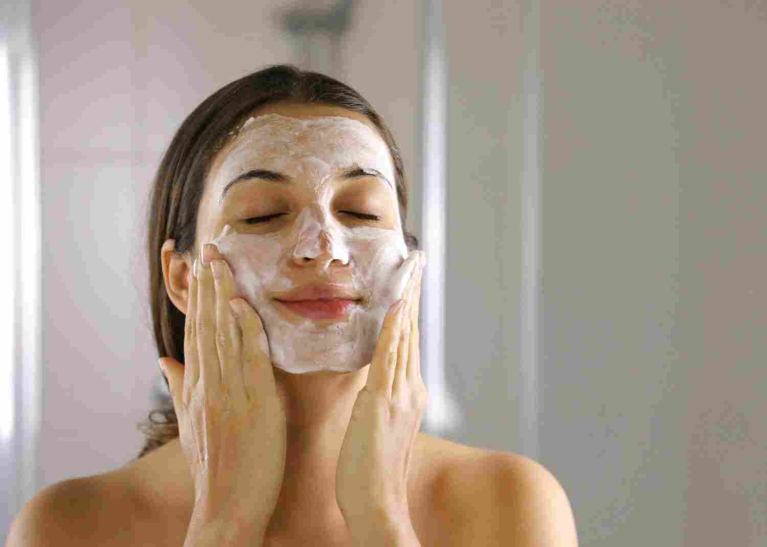 5 Tips for Properly Exfoliating Your Skin